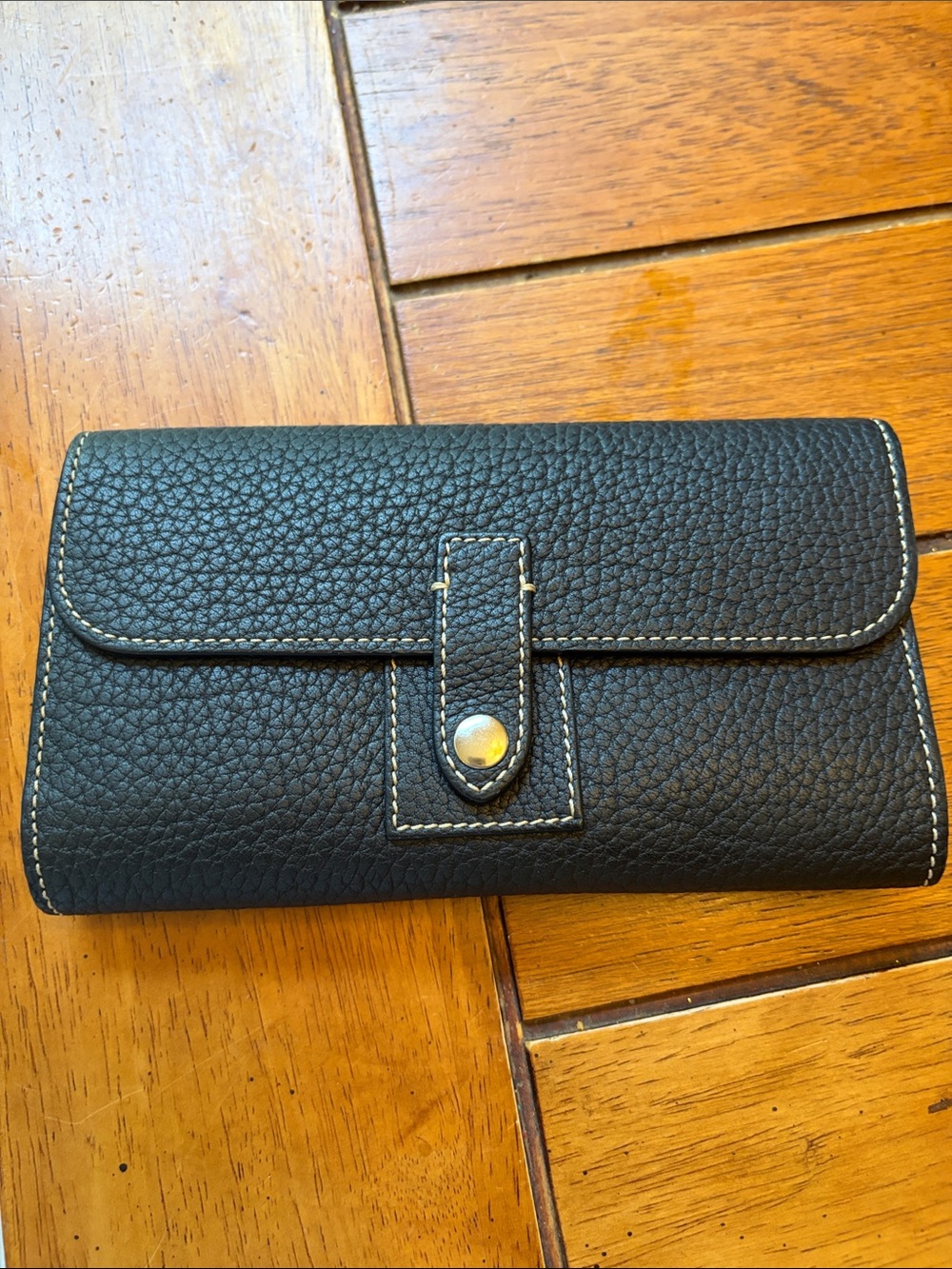 Dooney & Bourke Black Pebble Leather Snap Wallet